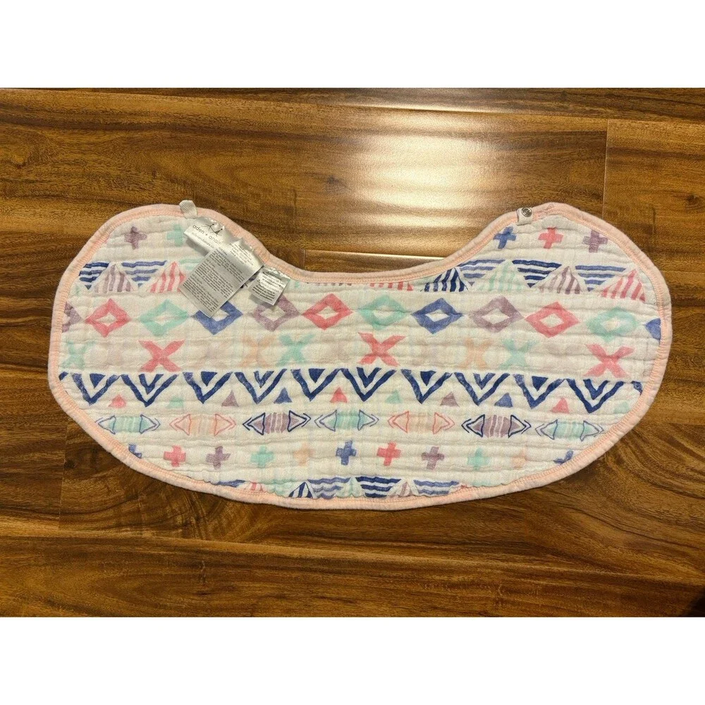 Aden & Anaïs Burpy Bibs, Reversible, Llamas, Cactus and Floral